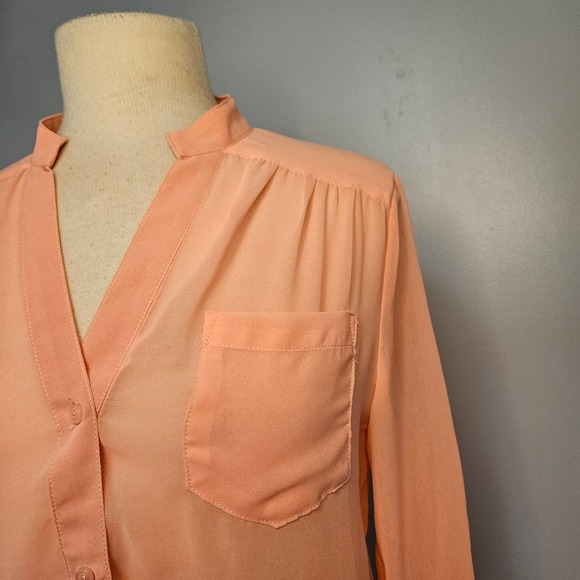 Sheer button-up NWT Francesca's Collections Size S - Picture 6 of 16
